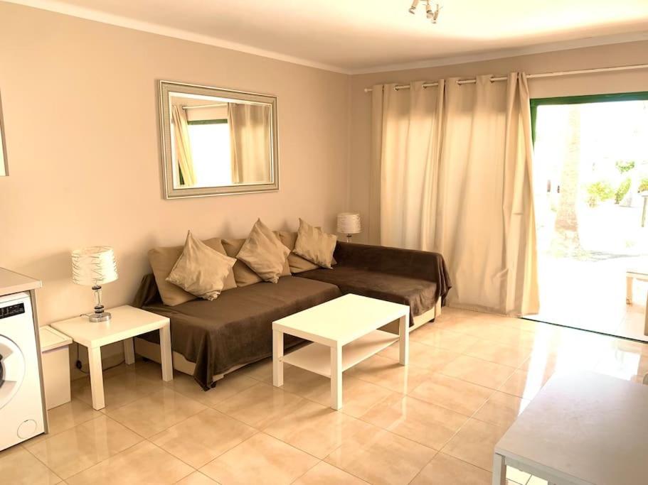 Casa Italia, Modern One Bedroom Apartment Close To The Beach Tias Exterior photo