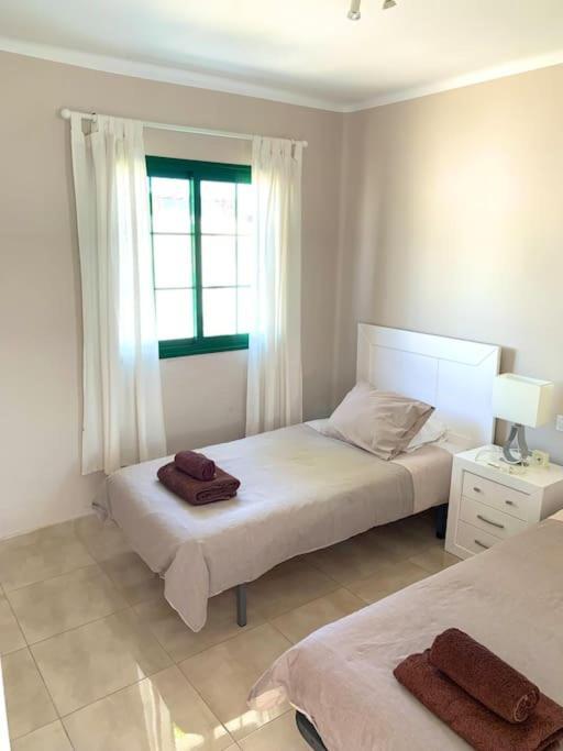 Casa Italia, Modern One Bedroom Apartment Close To The Beach Tias Exterior photo