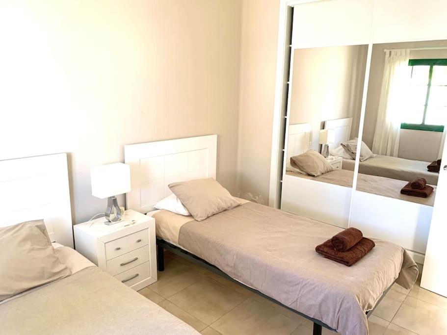 Casa Italia, Modern One Bedroom Apartment Close To The Beach Tias Exterior photo